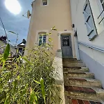 La Maison De Pierre
